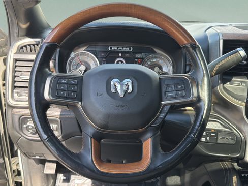 Used 2019 RAM 2500 Limited AWD/4WD image 13