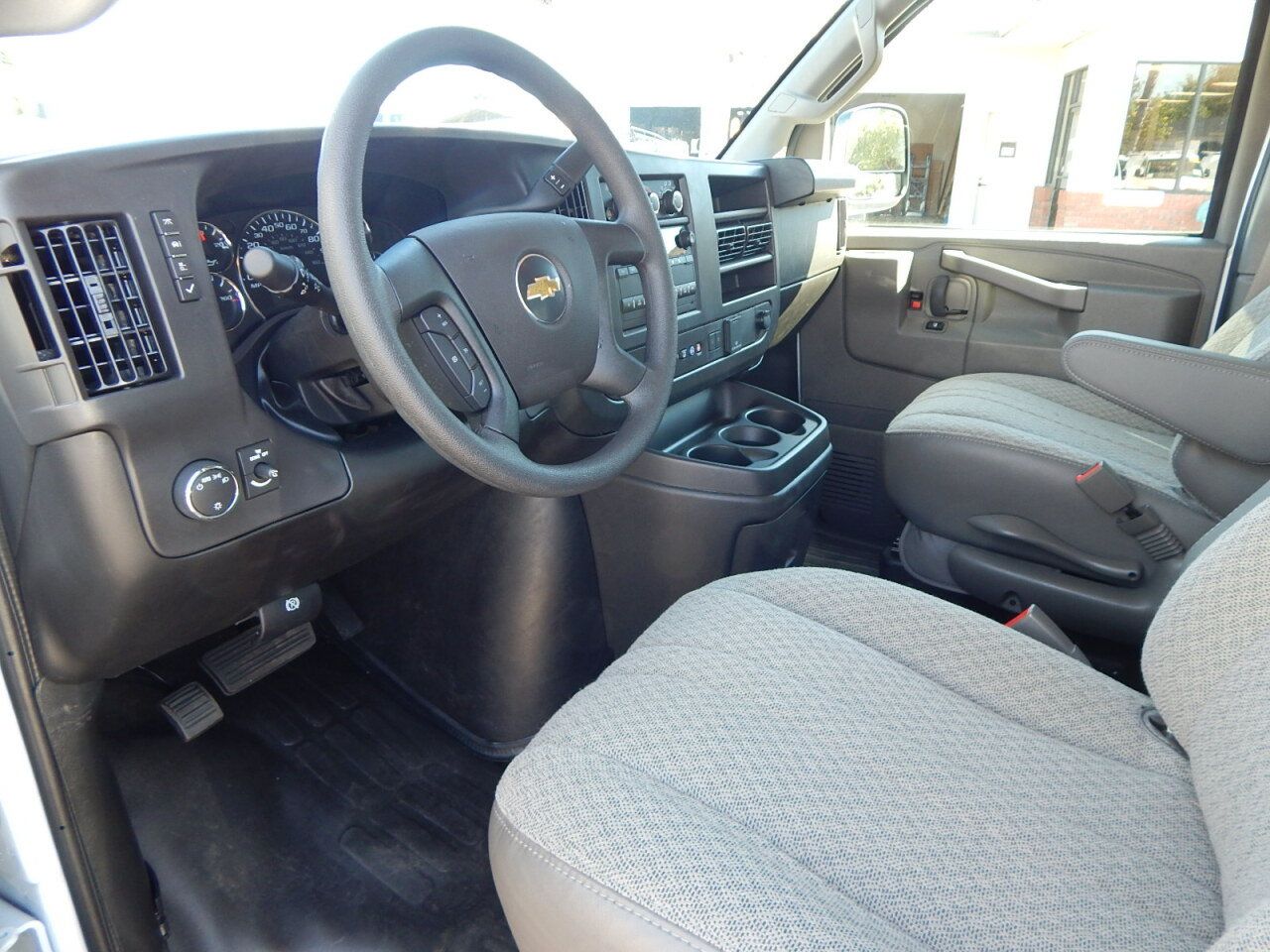 Used 2025 Chevrolet Express 2500 Extended w/ Communications Package RWD image 2