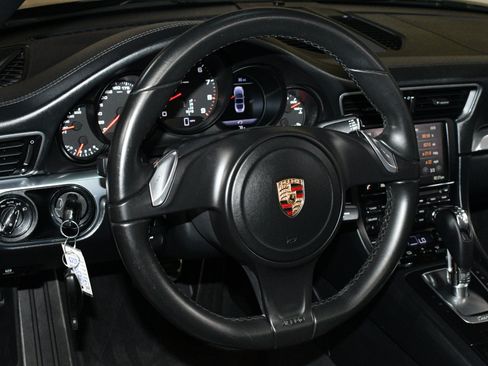 Used 2015 Porsche 911 Targa 4 AWD/4WD image 23