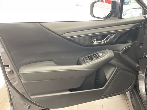 Used 2024 Subaru Outback Premium image 8