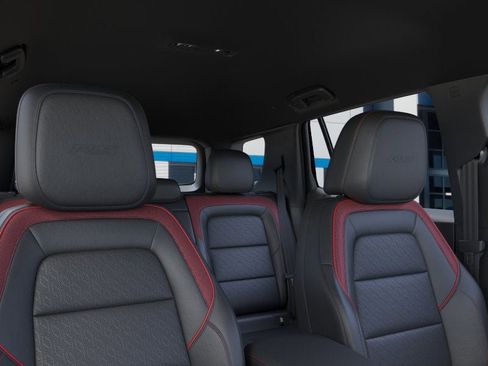 New 2026 Chevrolet Equinox RS w/ LPO, Floor Liner Package image 24