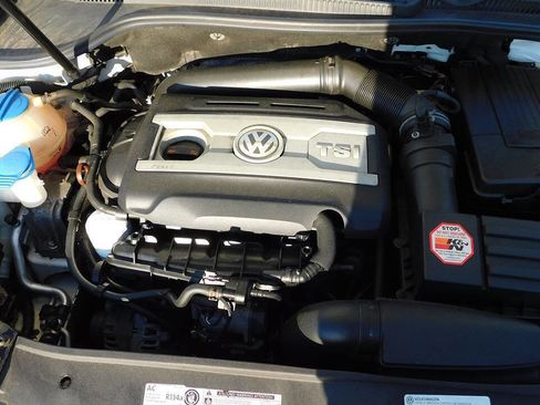 Used 2013 Volkswagen GTI 2-Door FWD image 41
