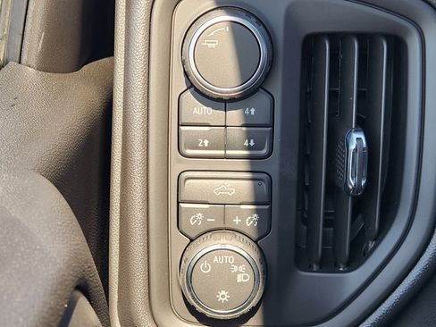 New 2026 Chevrolet Silverado 1500 Custom Trail Boss w/ Turbomax Blackout Package image 17