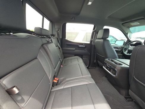 Used 2023 GMC Sierra 1500 SLT w/ SLT Premium Plus Package image 14
