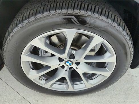 Used 2026 BMW X5 sDrive40i image 56