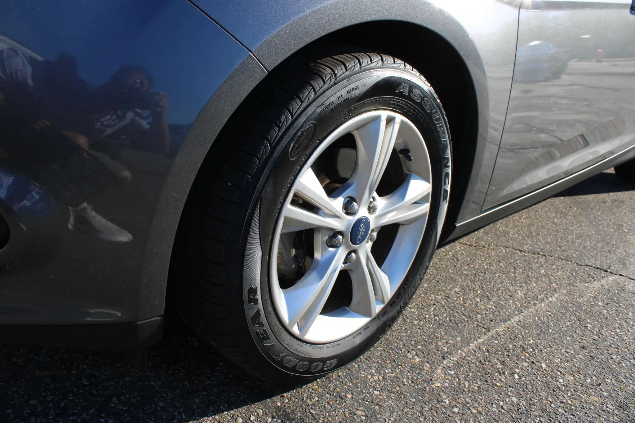 Used 2013 Ford Focus SE FWD image 24