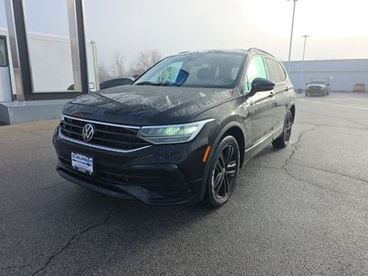 Used 2022 Volkswagen Tiguan SE R-Line