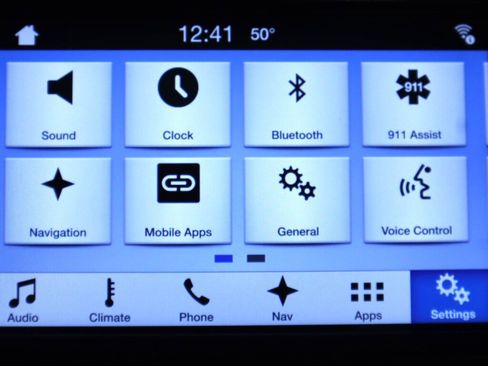Used 2016 Ford F150 Platinum w/ Technology Package AWD/4WD image 18