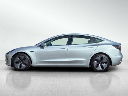 Used 2018 Tesla Model 3 Long Range image 7