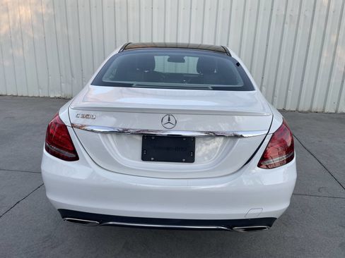 Used 2017 Mercedes-Benz C 300 Sedan image 4