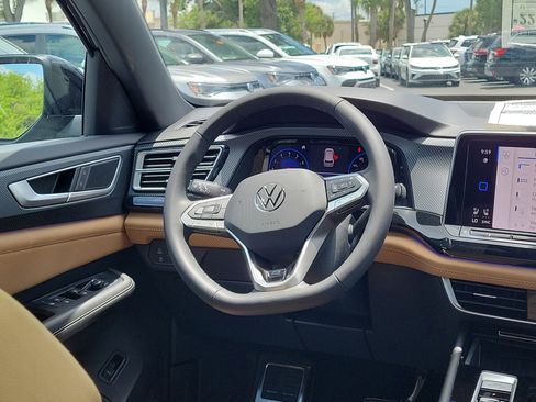 New 2026 Volkswagen Atlas Cross Sport SEL R-Line AWD/4WD image 3