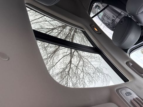 Used 2023 Buick Encore GX Essence w/ Experience Buick Package image 17