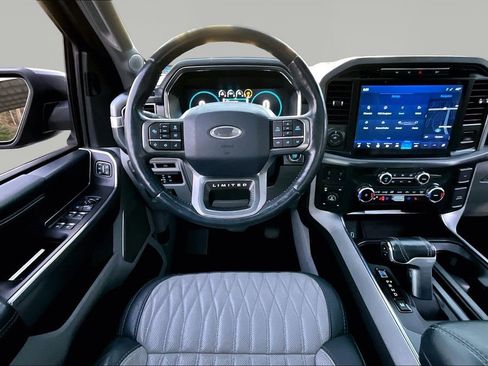 Used 2022 Ford F150 Limited image 8
