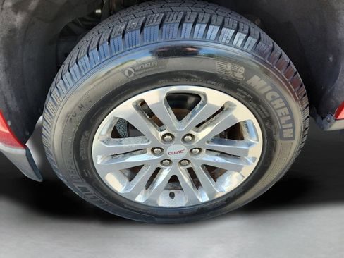 Used 2016 GMC Canyon SLT image 16