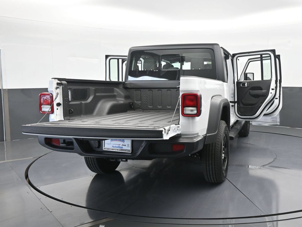 Used 2025 Jeep Gladiator Sport AWD/4WD image 70