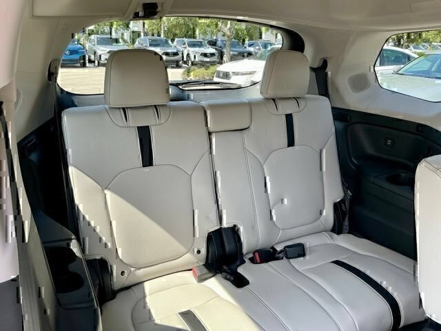 New 2026 Honda Pilot Touring image 16