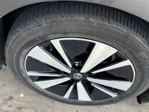 Used 2022 Nissan Altima 2.5 SV FWD image 3