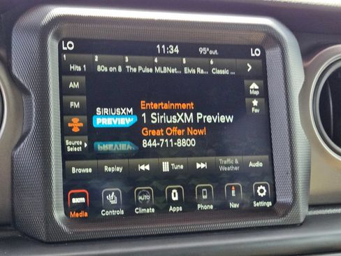 Used 2022 Jeep Gladiator Sport AWD/4WD image 25