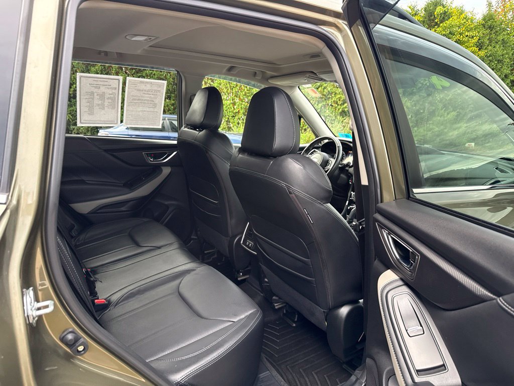 Used 2024 Subaru Forester Limited AWD/4WD image 14