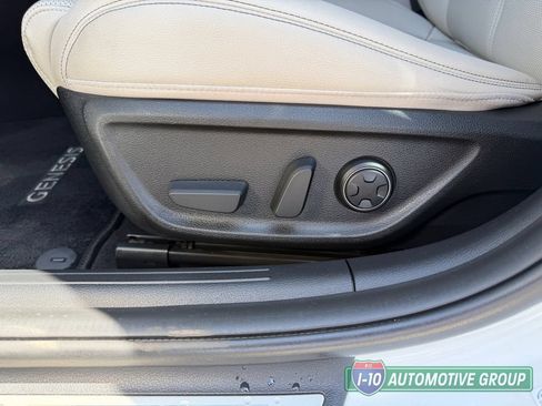 Used 2022 Genesis G70 2.0T RWD image 15