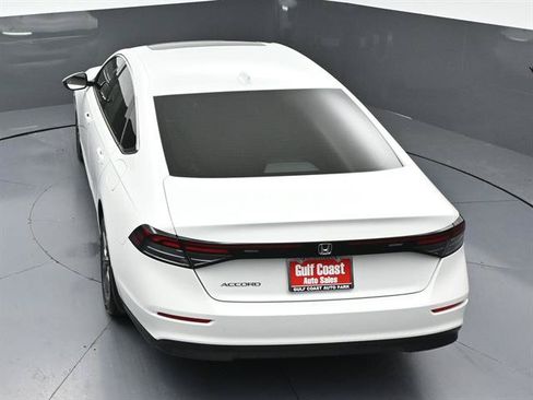 Used 2024 Honda Accord EX image 41