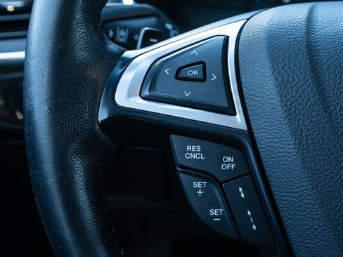 Used 2018 Ford Edge Titanium w/ Equipment Group 302A image 22