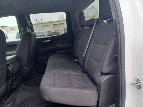 Used 2025 Chevrolet Silverado 1500 Custom Trail Boss image 16