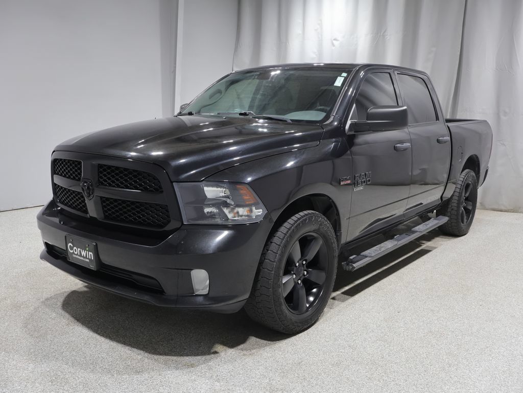 Used 2019 RAM 1500 Express w/ Express Value Package AWD/4WD image 7