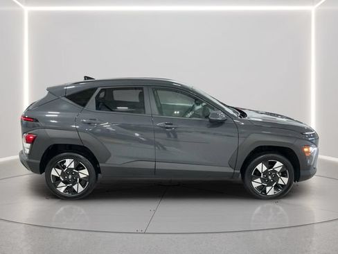 Used 2024 Hyundai Kona SEL AWD/4WD image 7