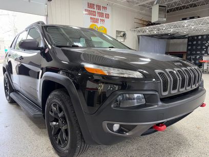 Used 2016 Jeep Cherokee Trailhawk w/ Comfort/Convenience Group