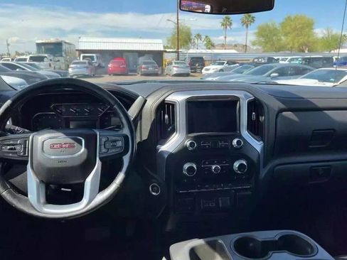 Used 2019 GMC Sierra 1500 SLE w/ SLE Value Package image 24