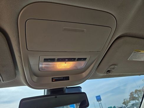 Used 2021 Chevrolet Colorado LT w/ Fleet Safety Package image 29