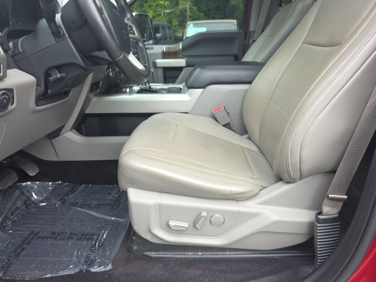 Used 2016 Ford F150 Lariat AWD/4WD image 16