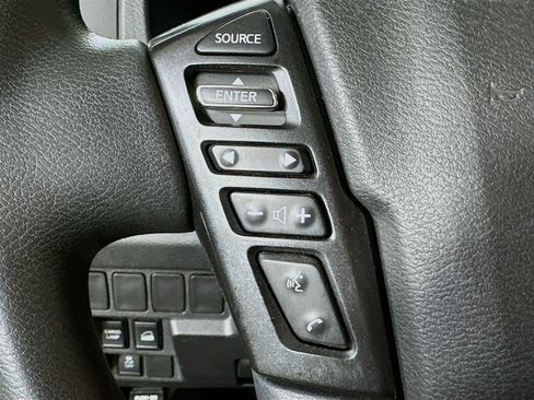 Used 2023 Nissan Frontier SV AWD/4WD image 22
