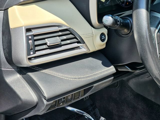 Used 2020 Subaru Outback Limited AWD/4WD image 16
