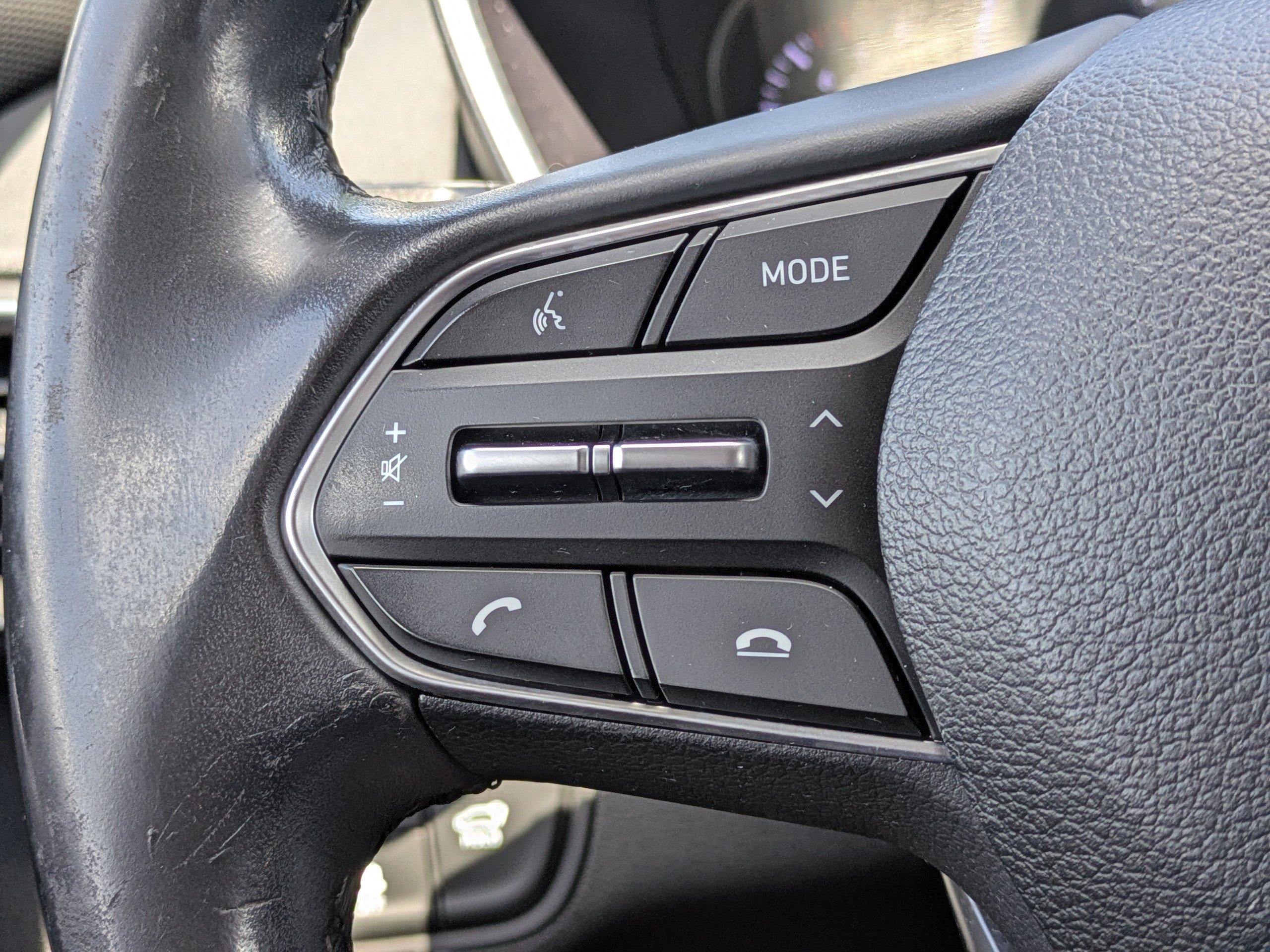 Used 2019 Hyundai Santa Fe FWD image 26