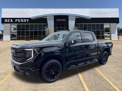 New 2026 GMC Sierra 1500 Elevation w/ Elevation Premium Package