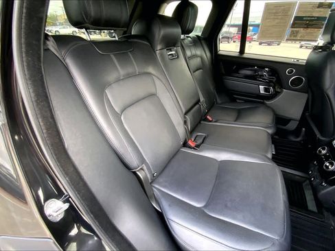Used 2020 Land Rover Range Rover HSE image 19