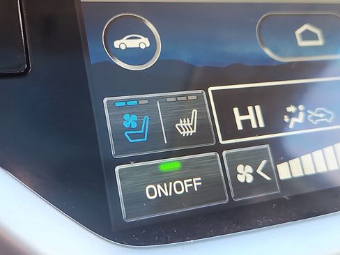 Certified 2024 Subaru Ascent Touring AWD/4WD image 14