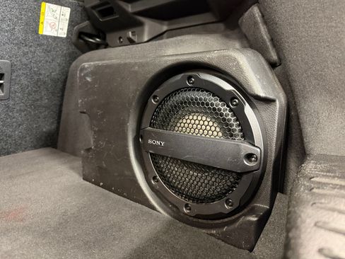 Used 2018 Ford Focus Titanium FWD image 38