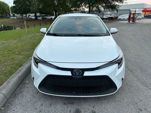 Used 2022 Toyota Corolla LE image 8