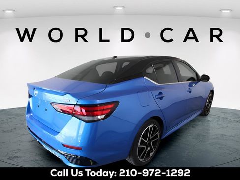 Used 2024 Nissan Sentra SR w/ SR Premium Package image 7