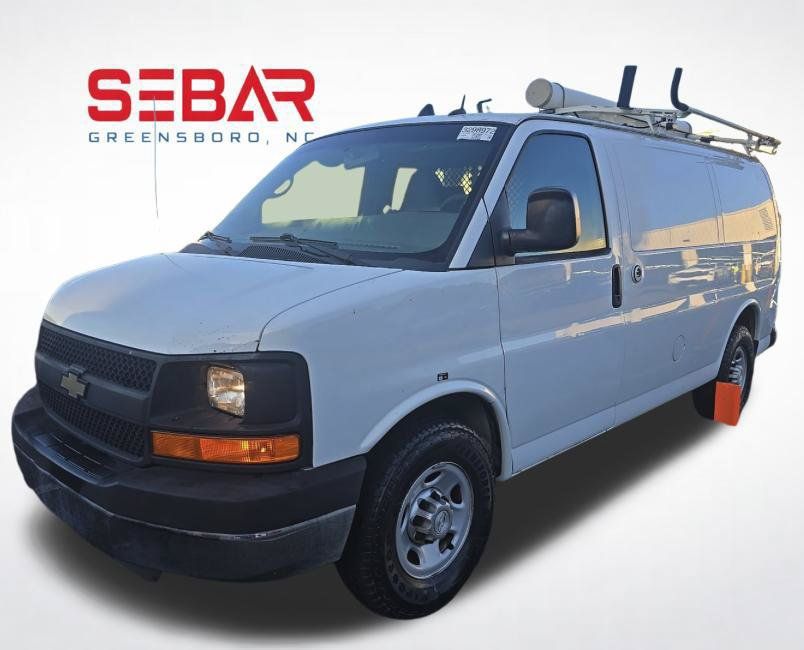Used 2014 Chevrolet Express 2500 RWD image 1