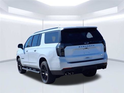 New 2026 Chevrolet Suburban Z71 w/ Z71 Off-Road Package AWD/4WD image 6
