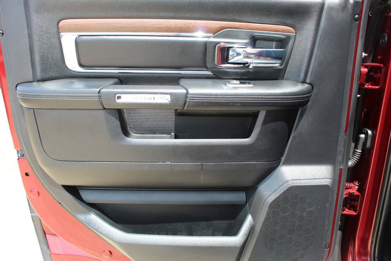 Used 2016 RAM 3500 Laramie AWD/4WD image 17