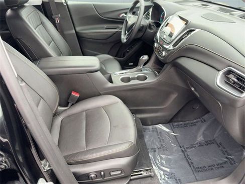 Used 2020 Chevrolet Equinox Premier image 30