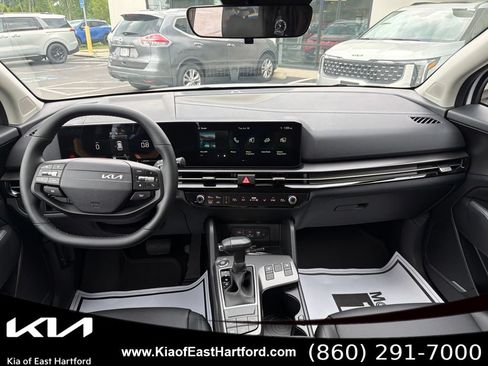 New 2026 Kia Sportage EX w/ EX Panorama Roof Package AWD/4WD image 23
