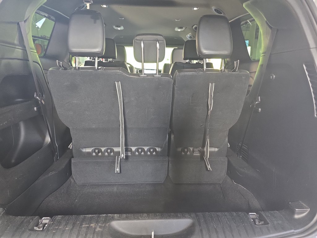 Used 2025 Chrysler Pacifica Select FWD image 16