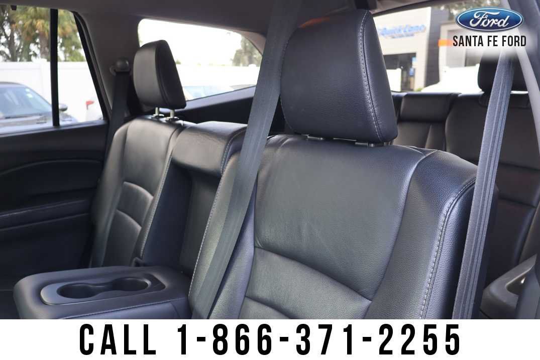 Used 2017 Honda Pilot Touring image 17