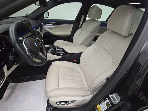 Used 2019 BMW M550i xDrive AWD/4WD image 13